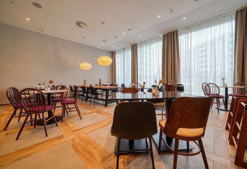 Fourside Hotel Freiburg, Trademark Collection By Wyndham