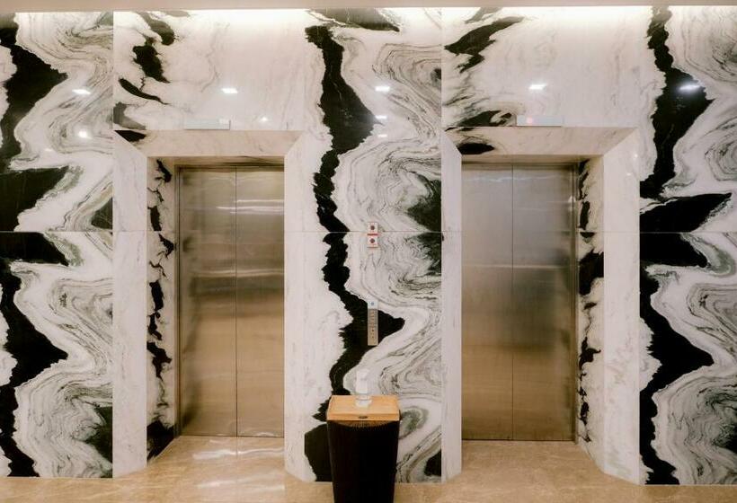 Goldberry Suites And Hotel Cebu