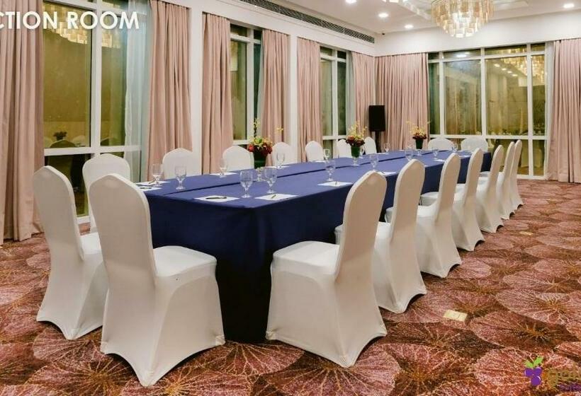 Goldberry Suites And Hotel Cebu