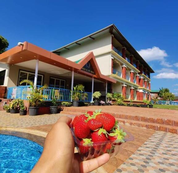 בית מלון כפרי Khushi Riverside Resort & Spa