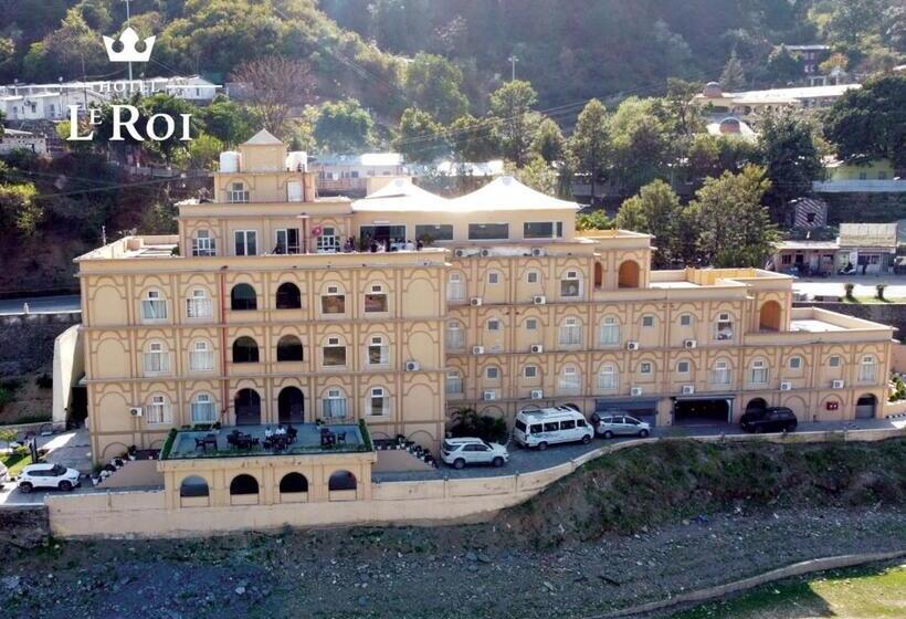 فندق Le Roi Lake View, Koti