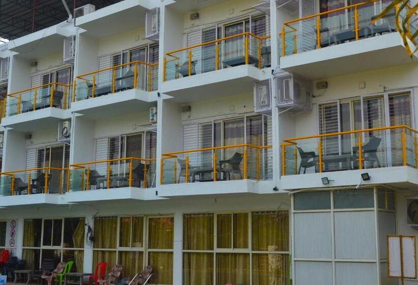 فندق Nilaya Nest Away