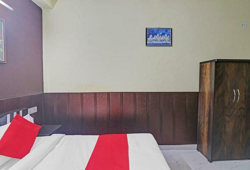 Hotel Oyo 84266 Mahaveer Residency