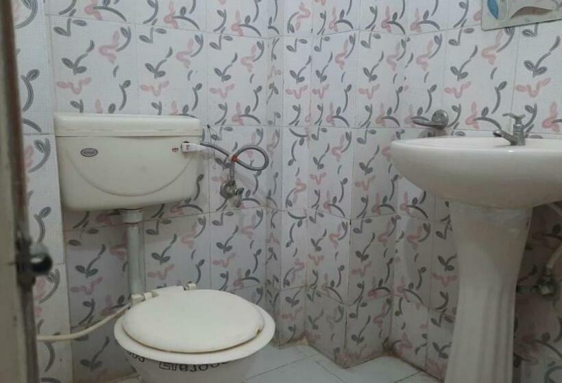 호텔 Oyo 84458 New Finlandia  And Funpark