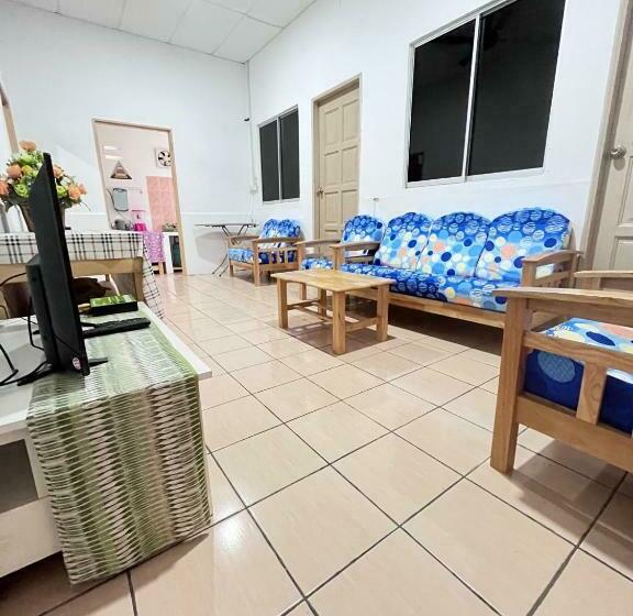 فندق Oyo 90415 Seri Desa Homestay