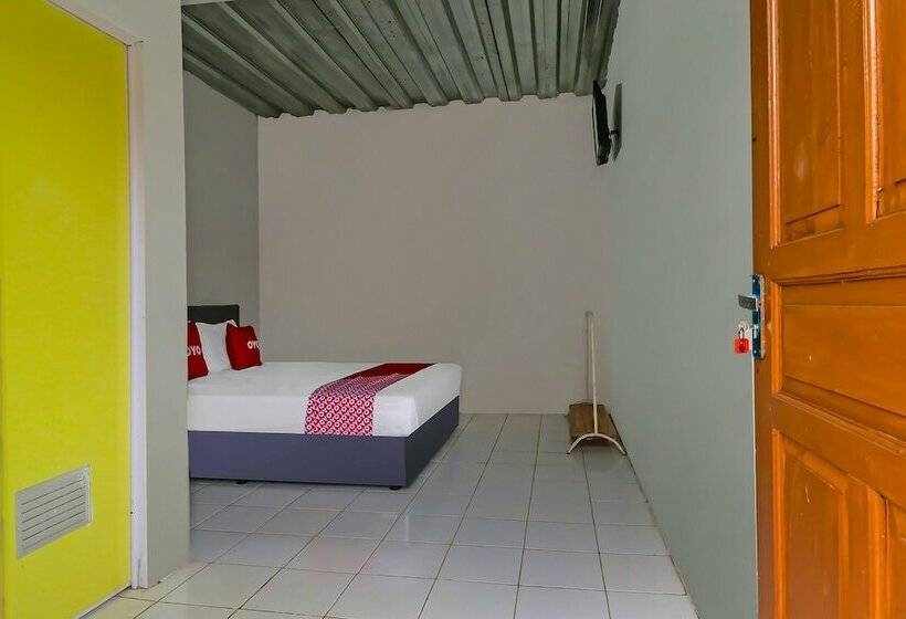 ホテル Oyo 90809 Homestay Black Pink Merah Jambu