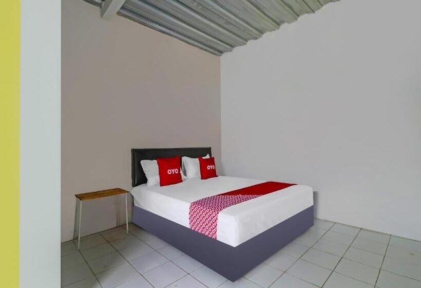 ホテル Oyo 90809 Homestay Black Pink Merah Jambu