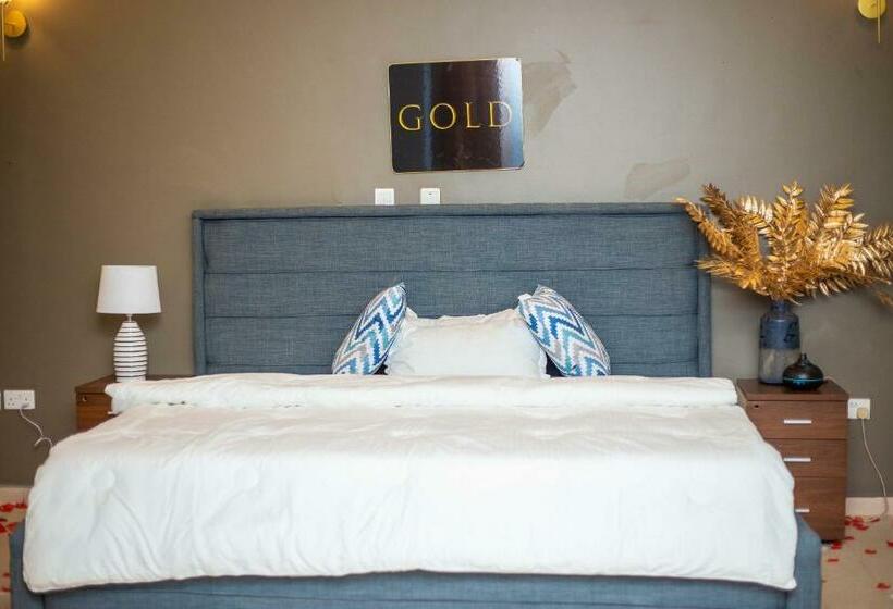 هتل Piano & Gold Collections, Peduase