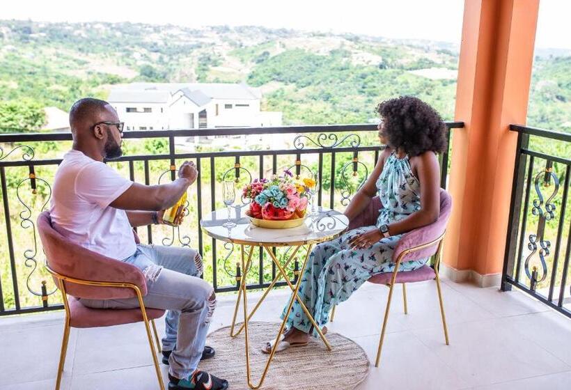 هتل Piano & Gold Collections, Peduase