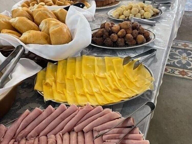 בית מלון כפרי Pousada Frezza Mergulho