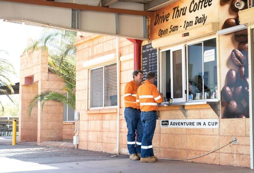 هتل Red Sands Accommodation Newman