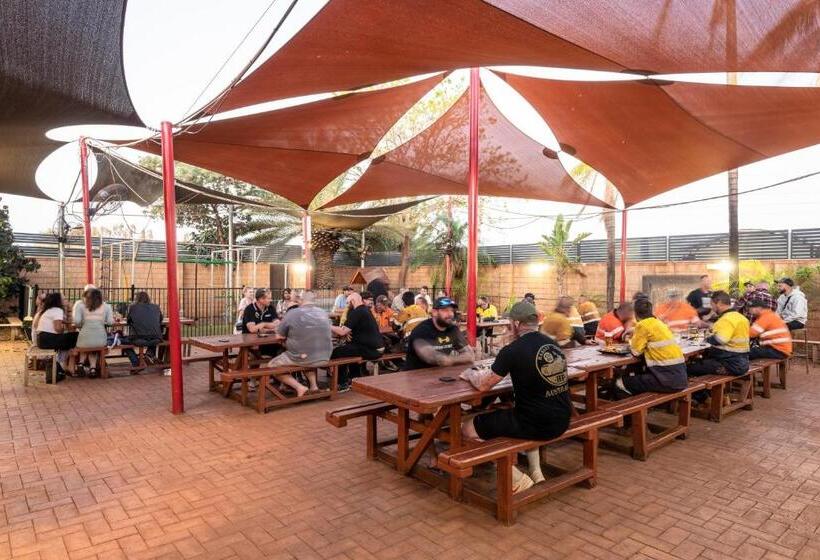 هتل Red Sands Accommodation Newman