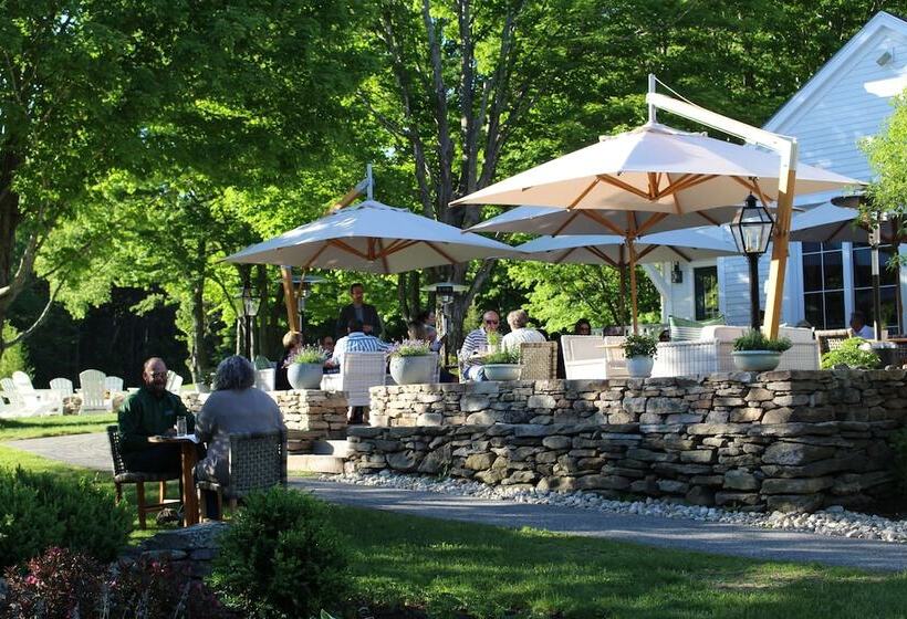 هتل The Hermitage Inn Vermont