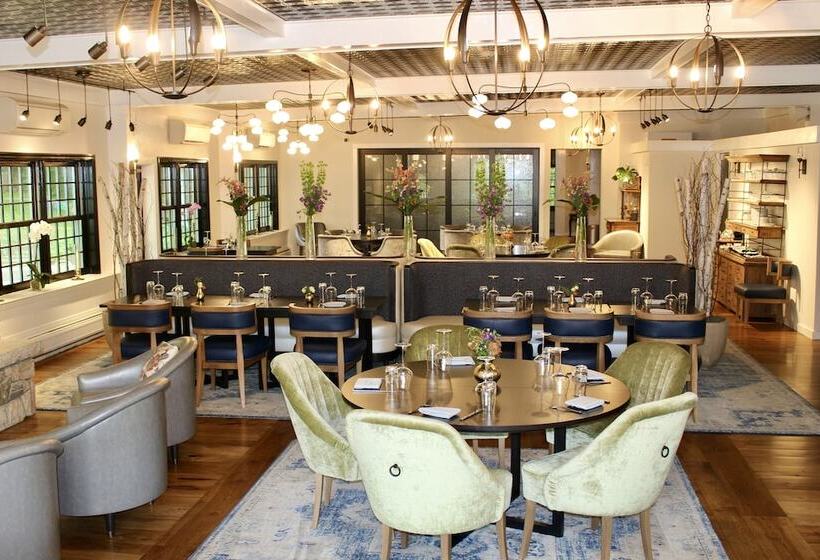 هتل The Hermitage Inn Vermont