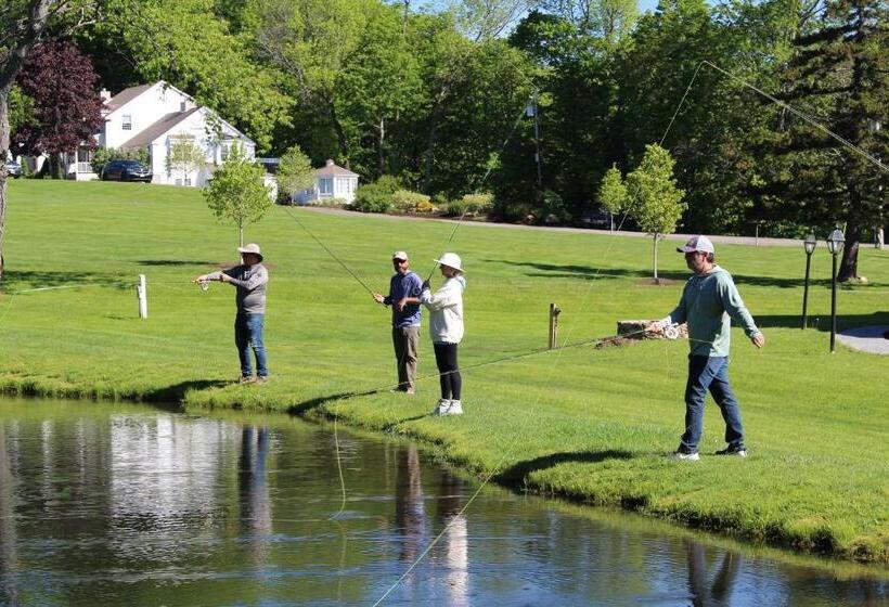 هتل The Hermitage Inn Vermont