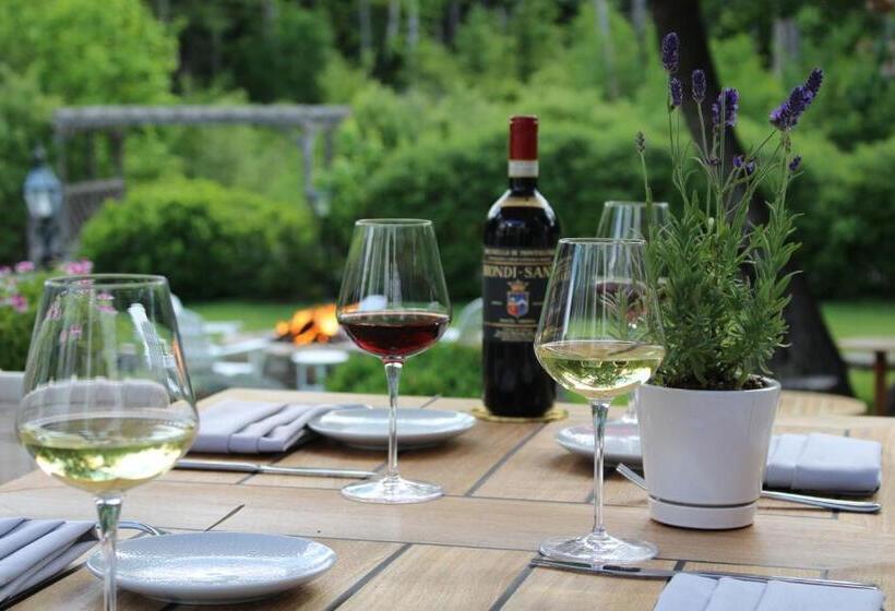 هتل The Hermitage Inn Vermont