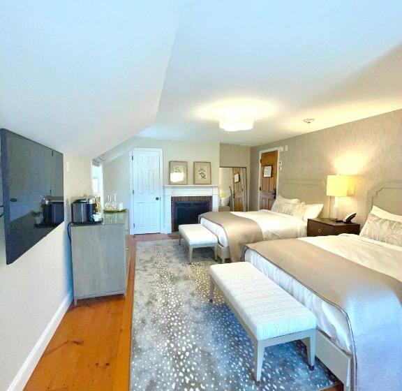 هتل The Hermitage Inn Vermont