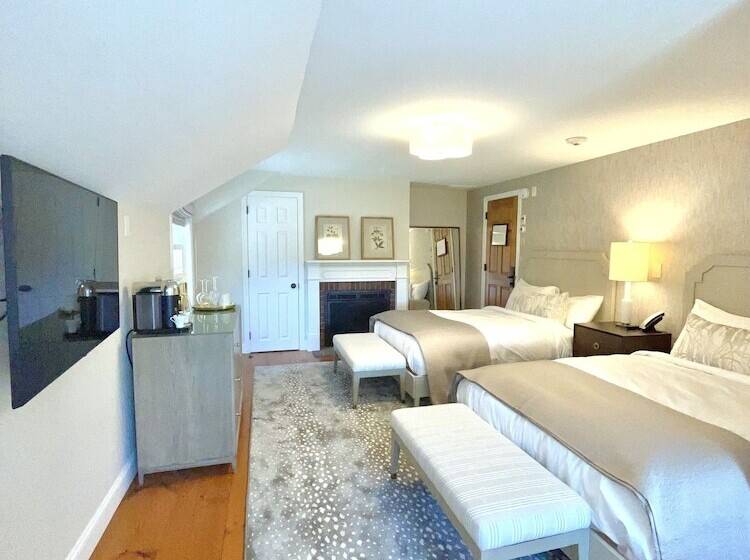 هتل The Hermitage Inn Vermont