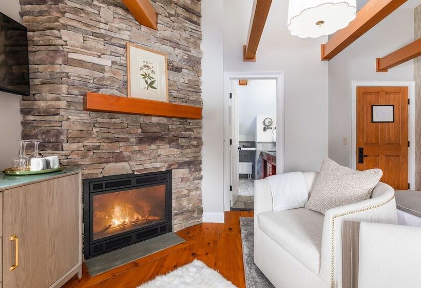 هتل The Hermitage Inn Vermont
