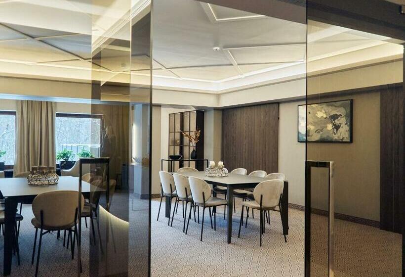 בית מלון כפרי Verkhovyna Resort Medical & Wellness