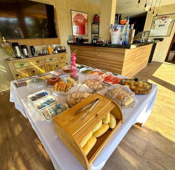 فندق Viver Pousada Club & Restaurante