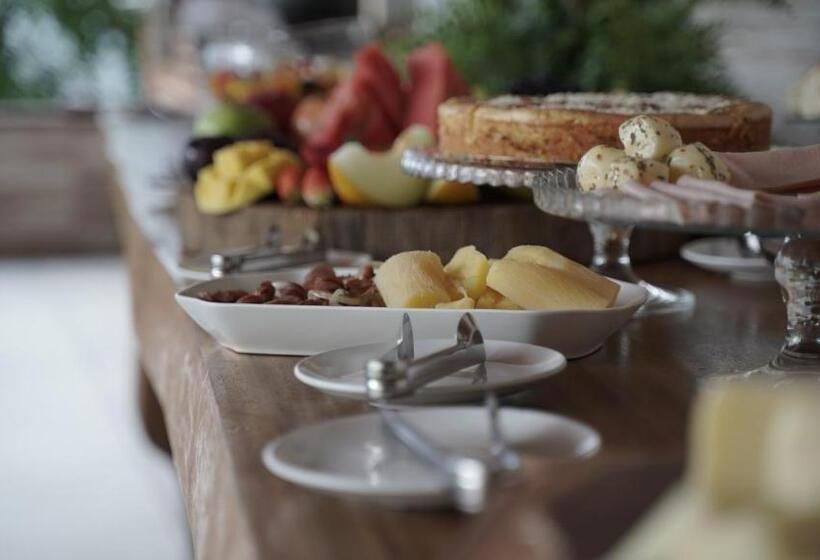 پانسیون Pousada Recanto Caxando