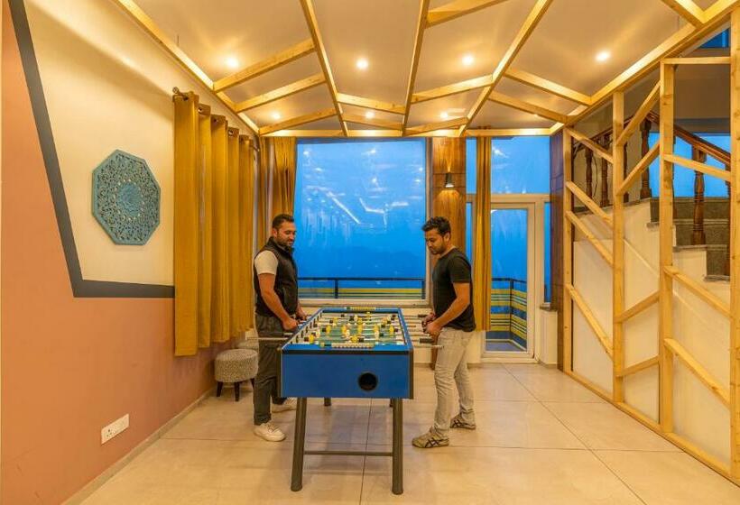 The Hosteller Kufri, Shimla