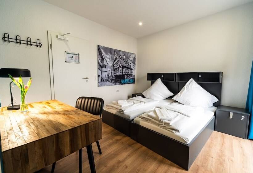 Общежитие Henriettas Sleeping