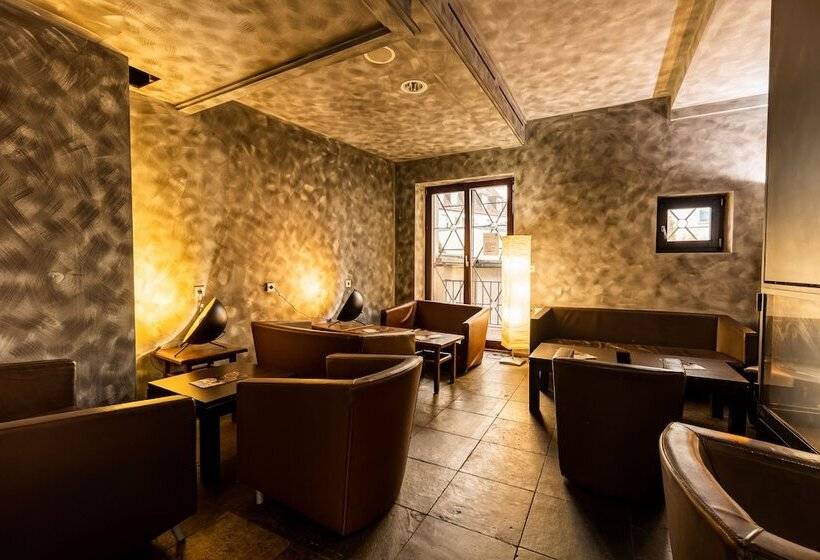 Общежитие Henriettas Sleeping