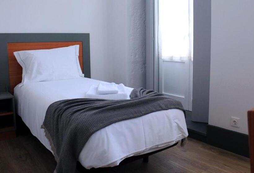 Aliança Café & Hostel