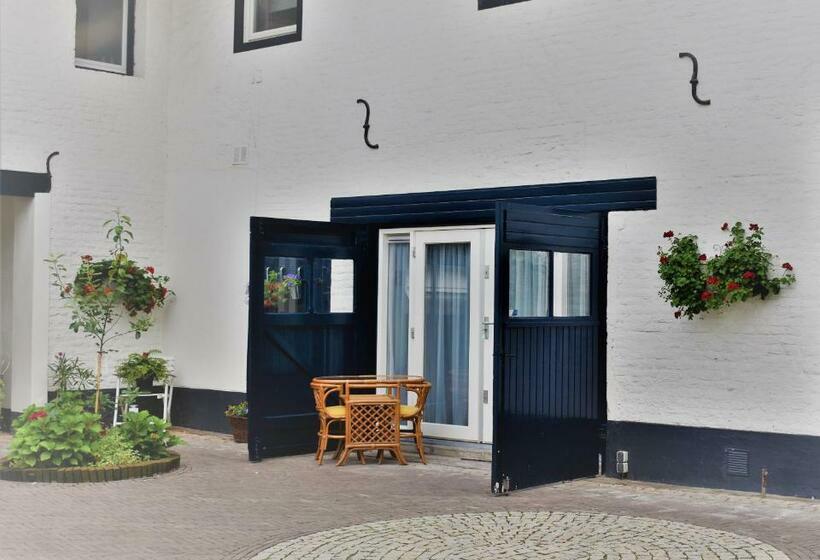 住宿加早餐  De Oude Limonadefabriek