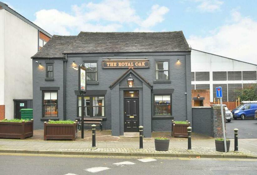 ベッドアンドブレックファースト The Royal Oak