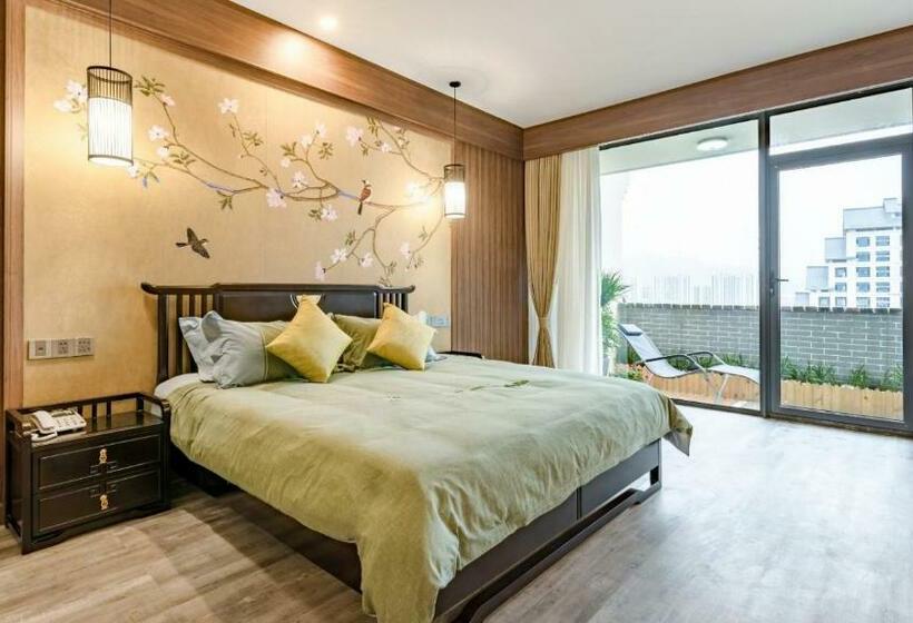 Floral Hotel Shitai Se Shui Wan