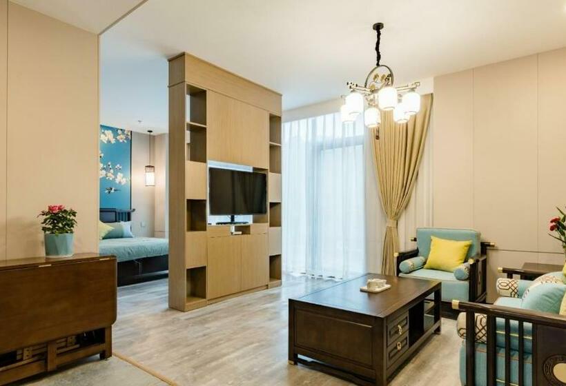 Floral Hotel Shitai Se Shui Wan