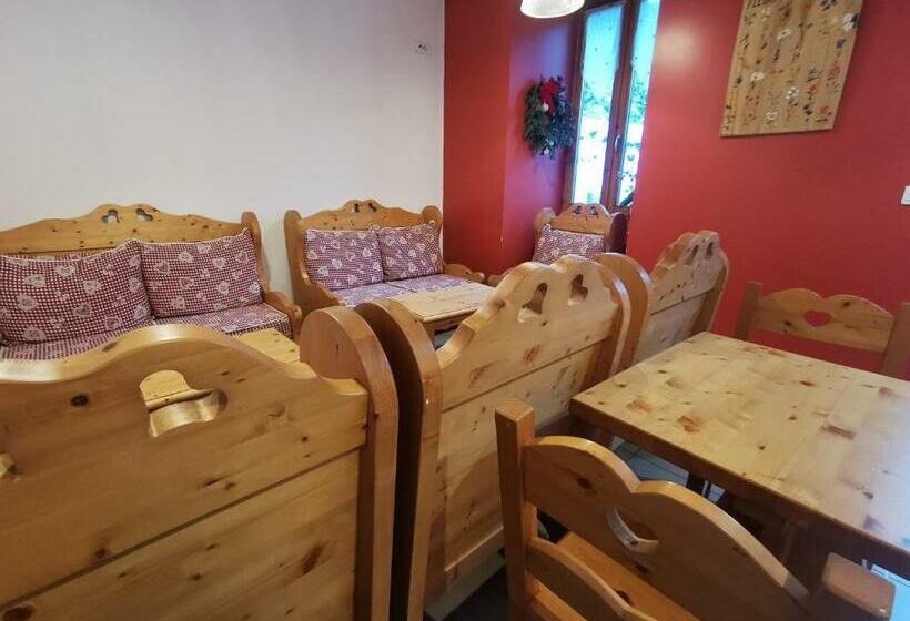 فندق Auberge Du Freney