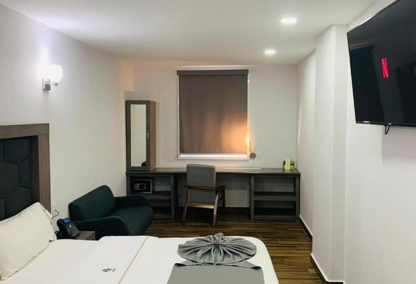 فندق Bugari Aeropuerto Guadalajara