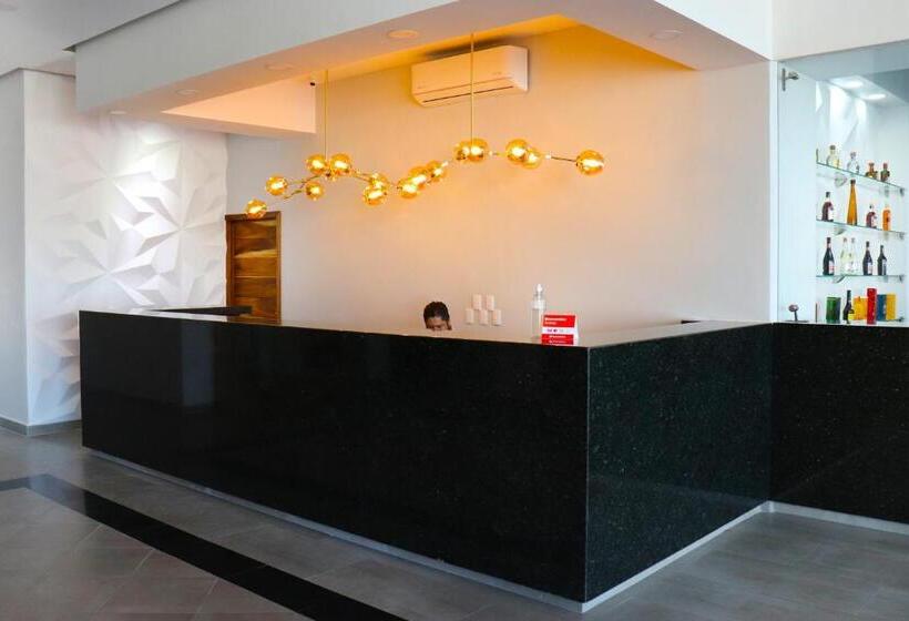 فندق Bugari Aeropuerto Guadalajara