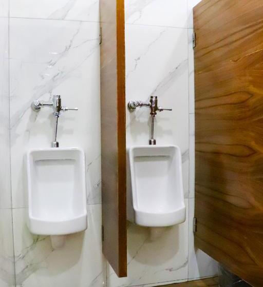 فندق Bugari Aeropuerto Guadalajara