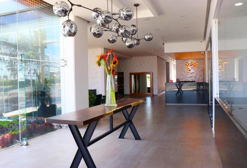 فندق Bugari Aeropuerto Guadalajara