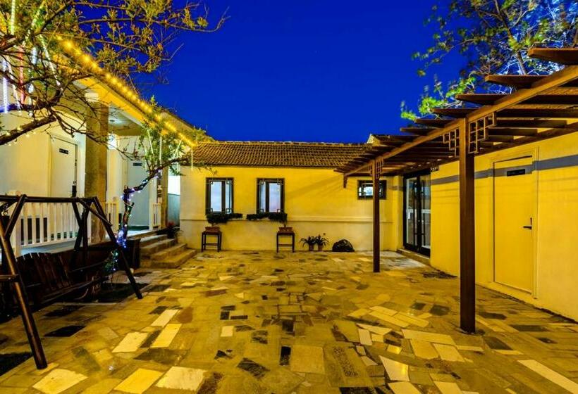 ホテル Floral  Shanshan Renjia Taishan Red