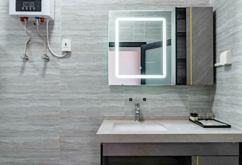 ホテル Floral  Shanshan Renjia Taishan Red