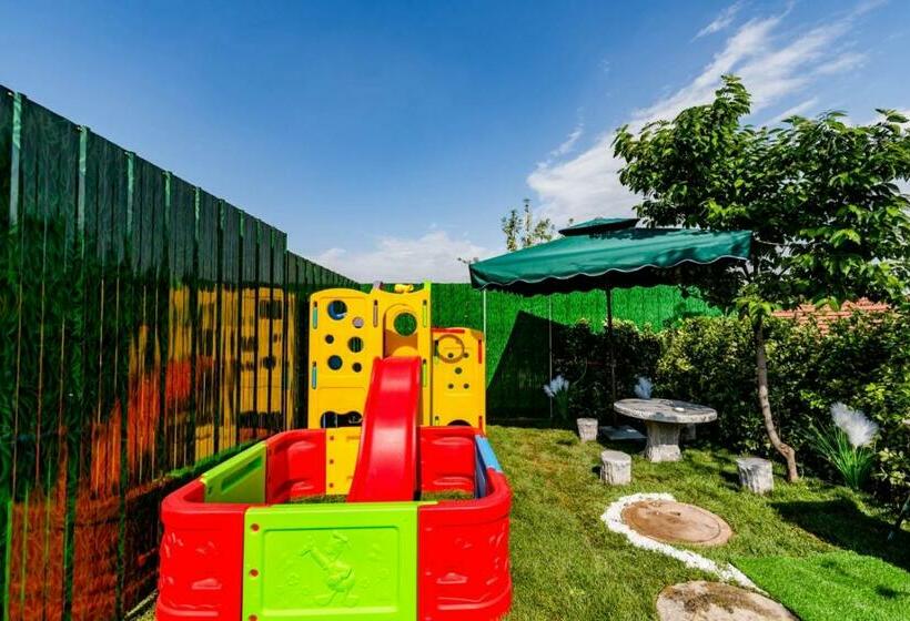 ホテル Floral  Shanshan Renjia Taishan Red