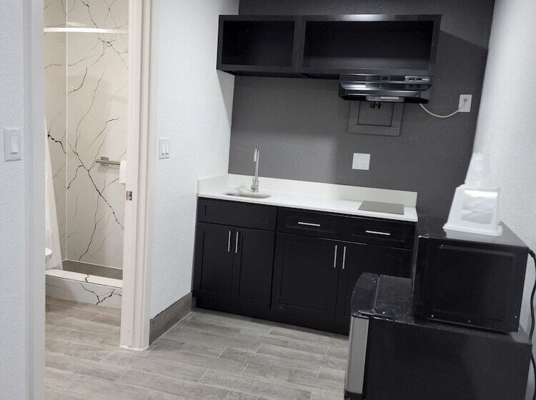 בית מלון כפרי Lone Star Inn