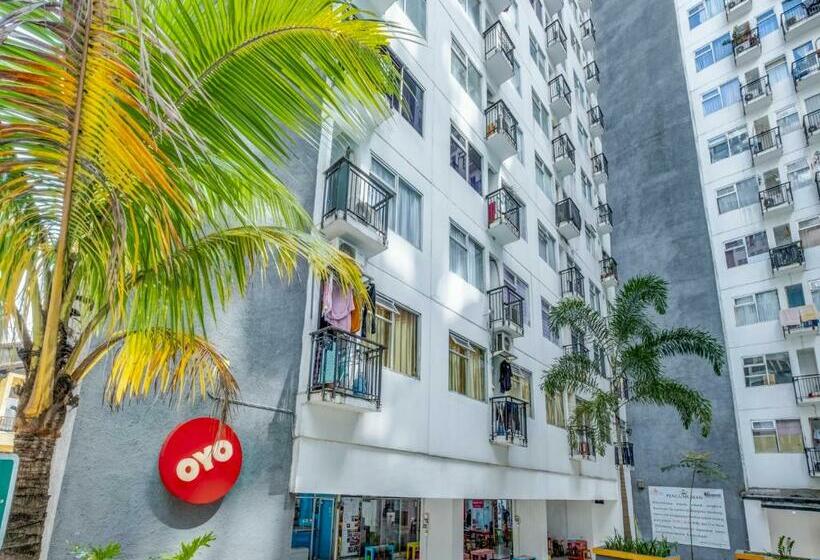 Отель Oyo 90769 Sharie Property