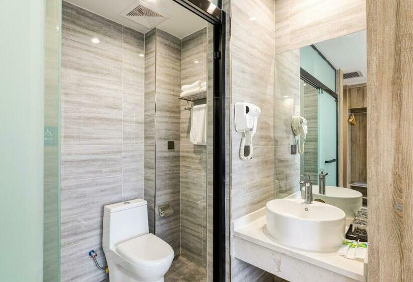 Suoxing Hotel Longxian Passenger Bus Station