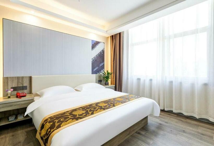 Suoxing Hotel Longxian Passenger Bus Station