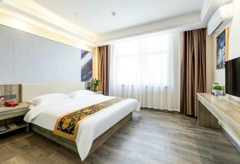 Suoxing Hotel Longxian Passenger Bus Station