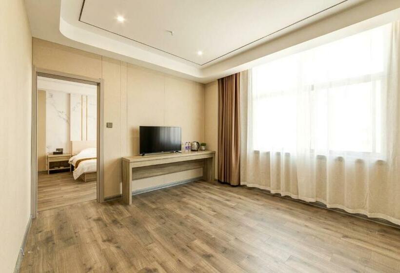 Suoxing Hotel Longxian Passenger Bus Station