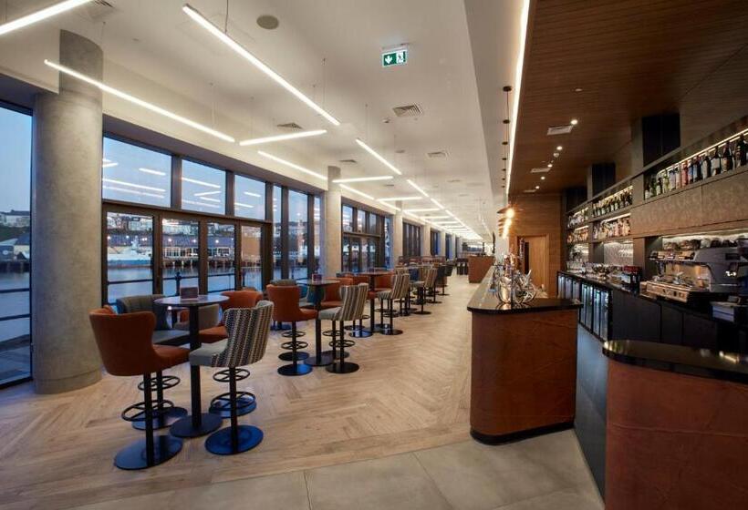 酒店 Tŷ Milford Waterfront