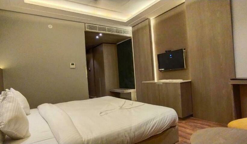 בית מלון כפרי The Legend